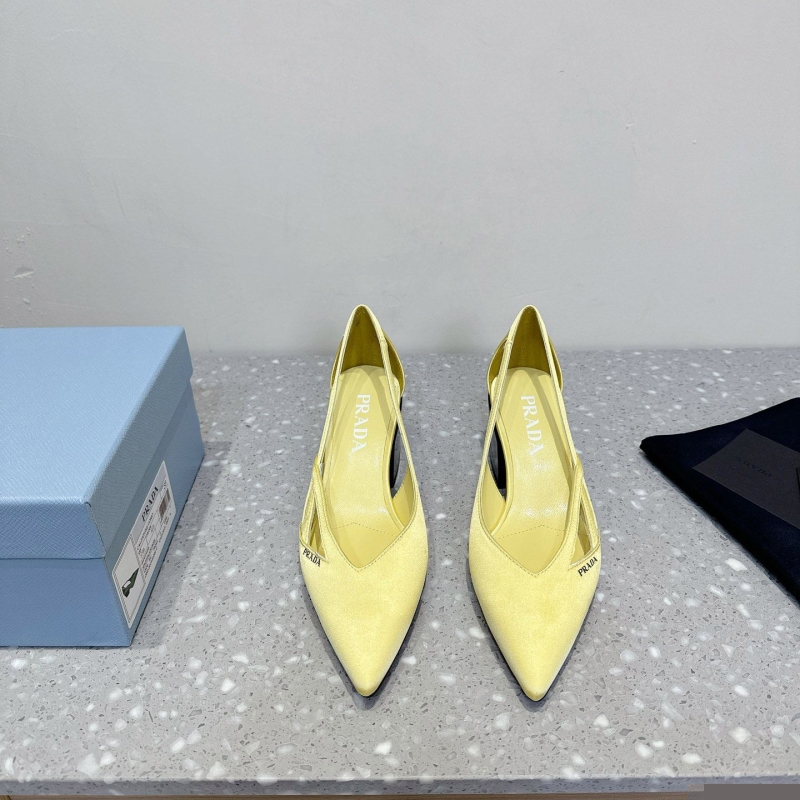 Pra*a high heels